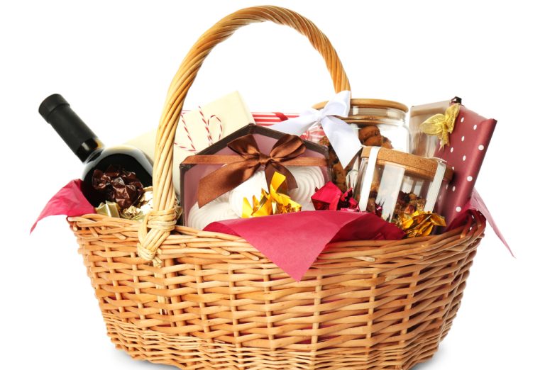 Crafting An Honeymoon Basket For Newlyweds
