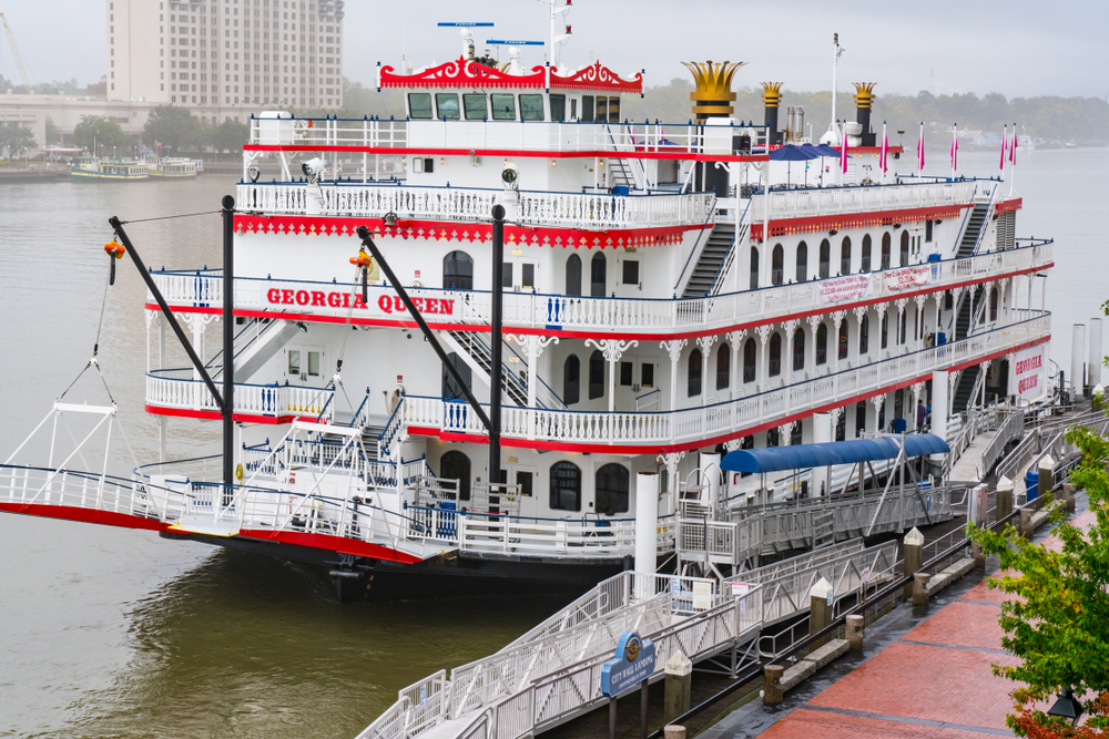 Ultimate Guide to Planning a Picturesque Savannah Honeymoon 2 How To Honeymoon
