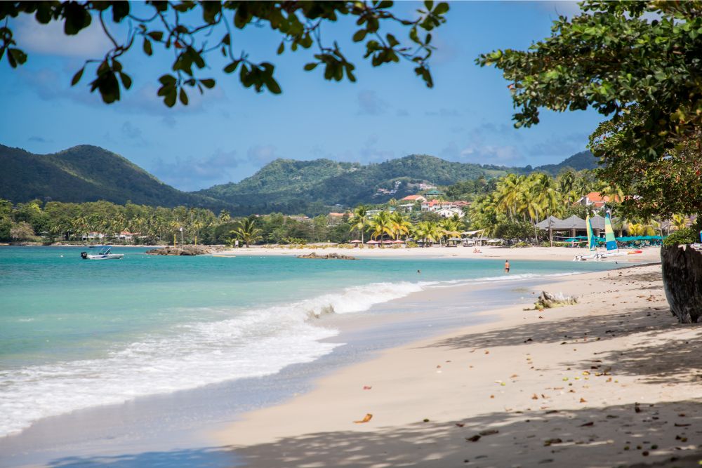 Summertime Getaway: 10 Best Honeymoon Destinations in July 4 How To Honeymoon