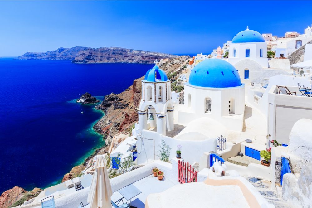 Summertime Getaway: 10 Best Honeymoon Destinations in July 11 How To Honeymoon
